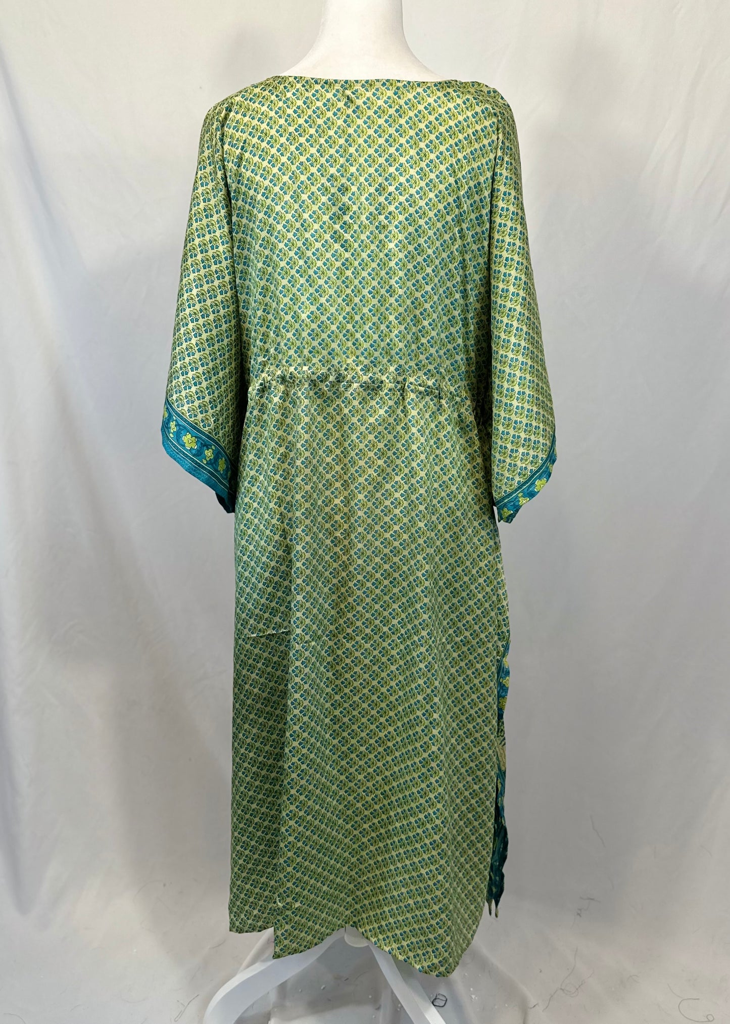 Plus Nahima Kaftan (Tea Length)