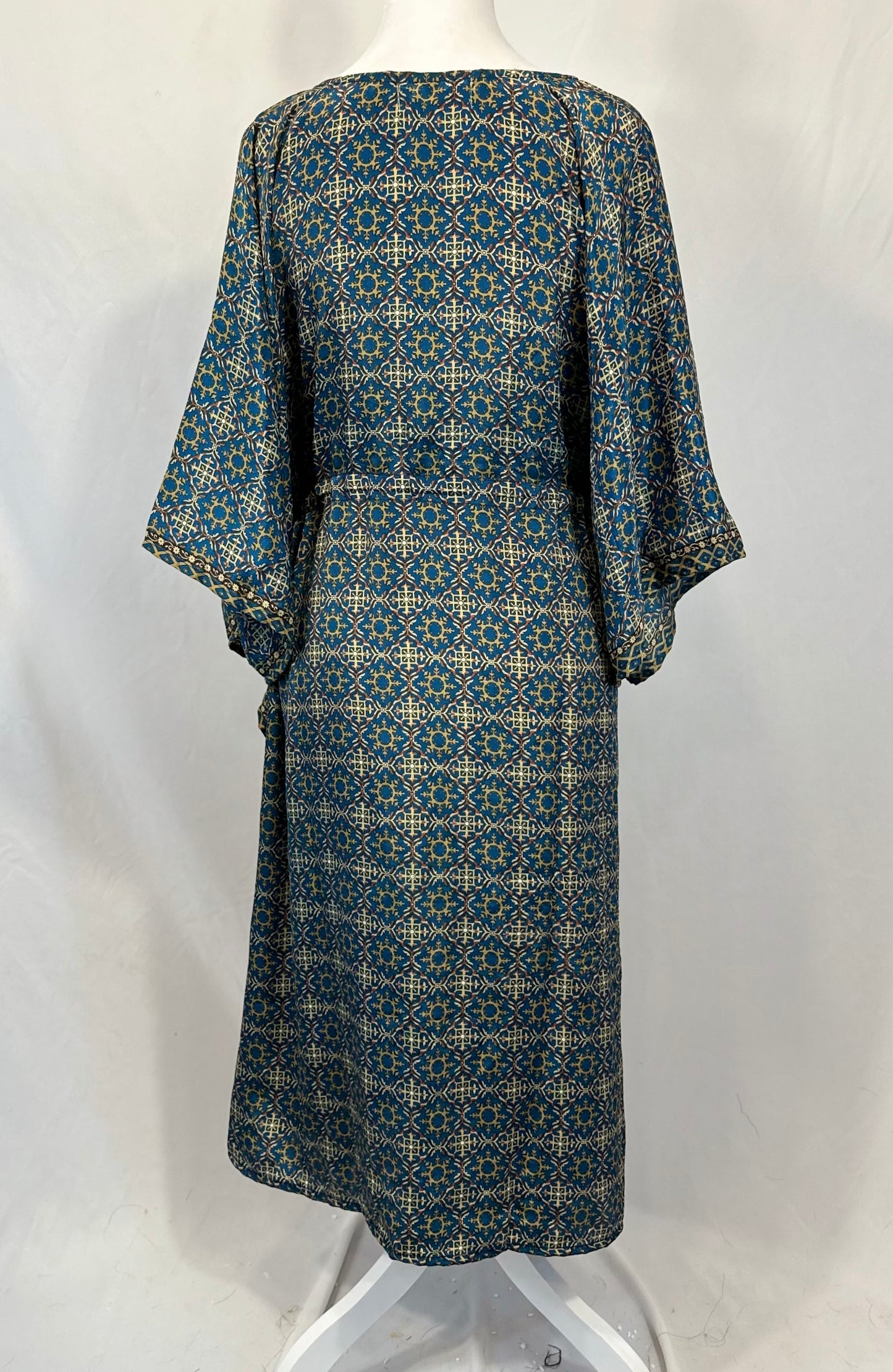 Plus Nahima Kaftan (Tea Length)