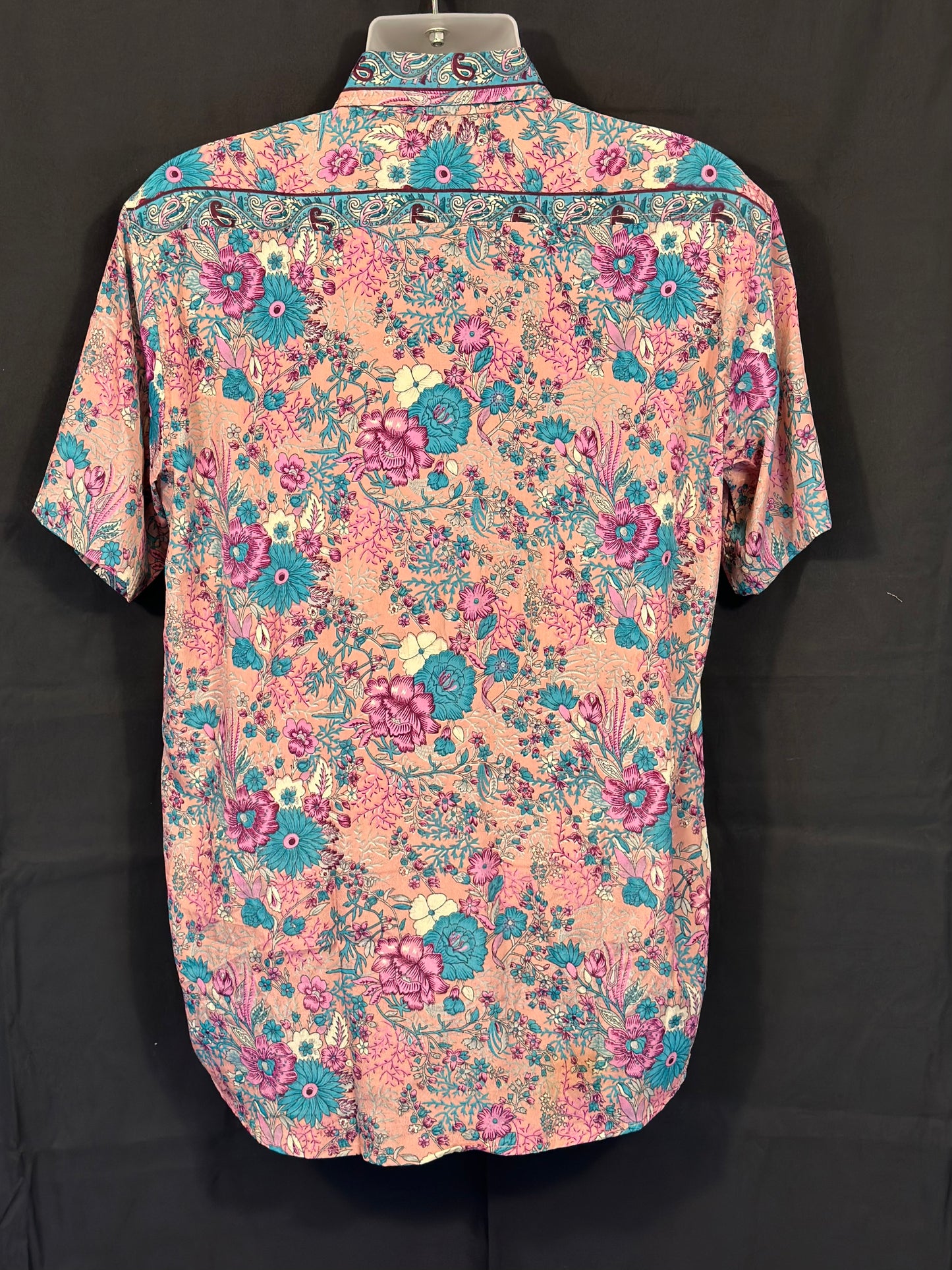 Men's Short Sleeve Shirt (L)
