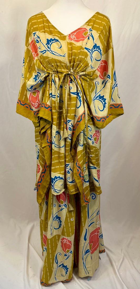 Plus Nahima Kaftan Set