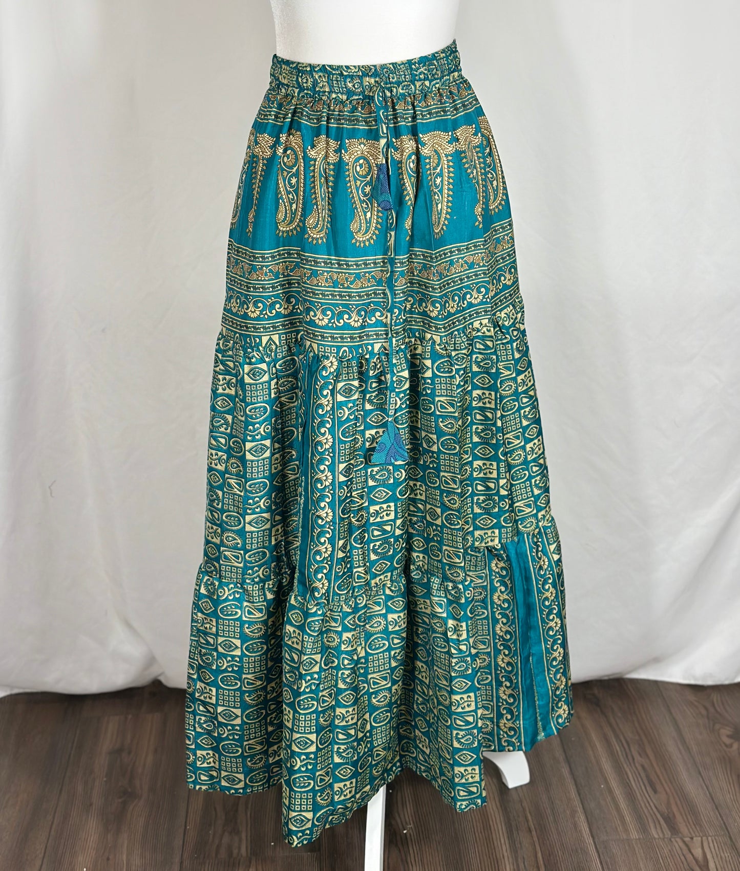Plus Size Ankle Skirt