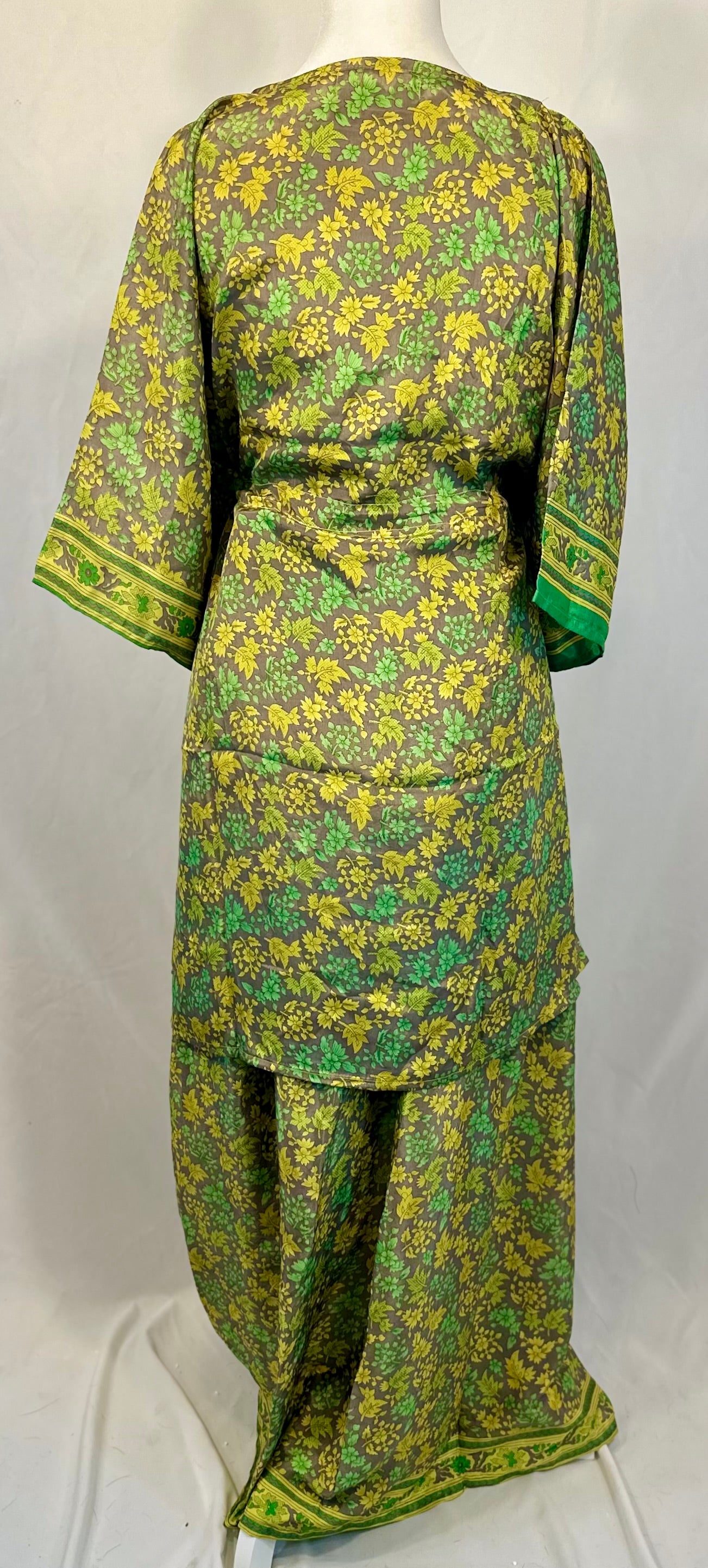 Regular Nahima Kaftan Set