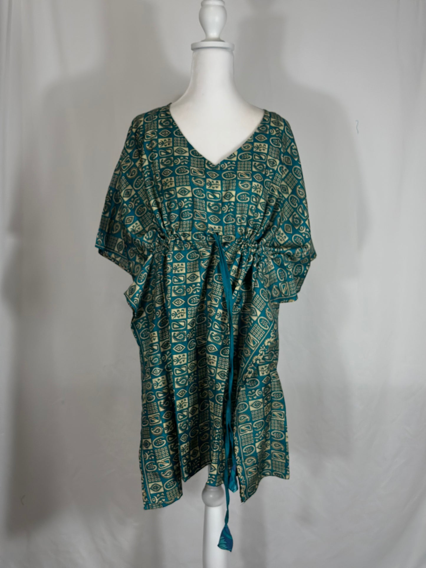 Plus Nahima Kaftan Top