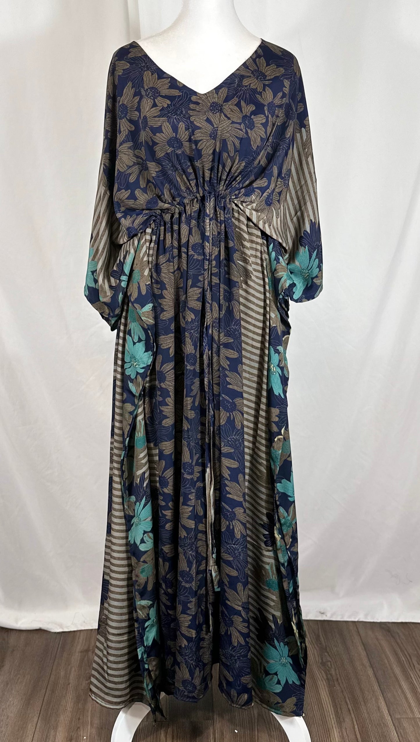 Goddess Nahima Kaftan (Ankle Length)