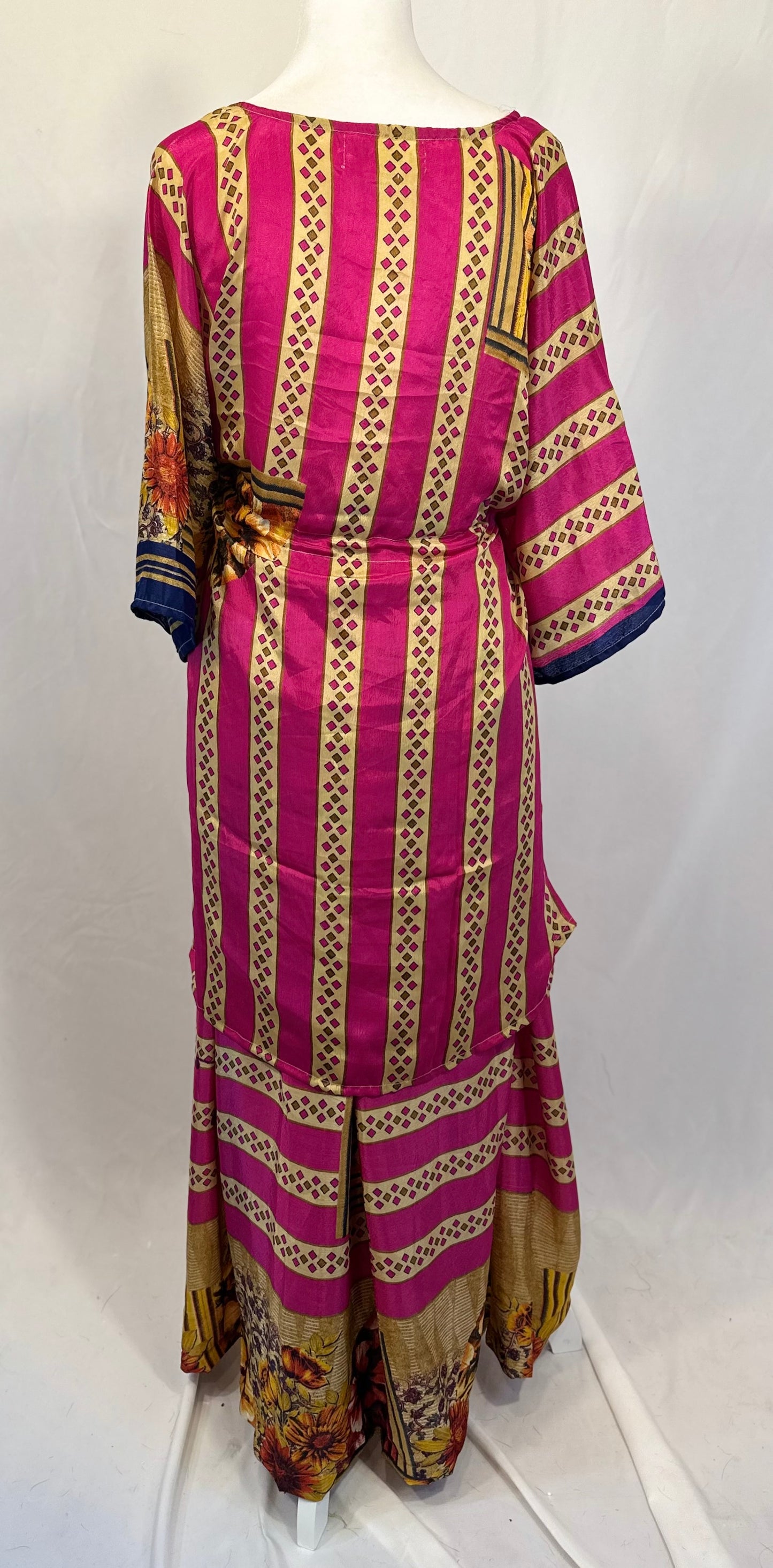 Plus Nahima Kaftan Set