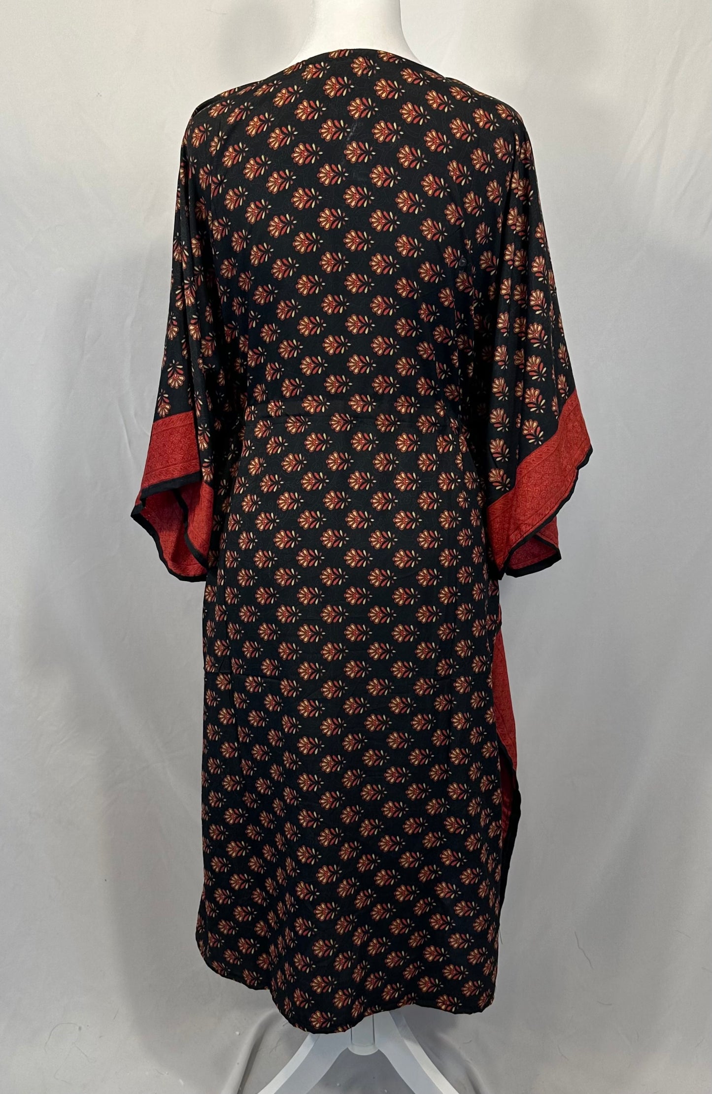 Plus Nahima Kaftan (Tea Length)