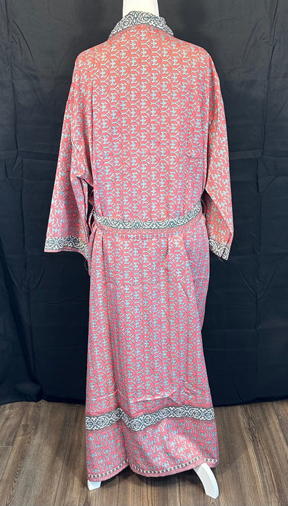 Taya Kimono