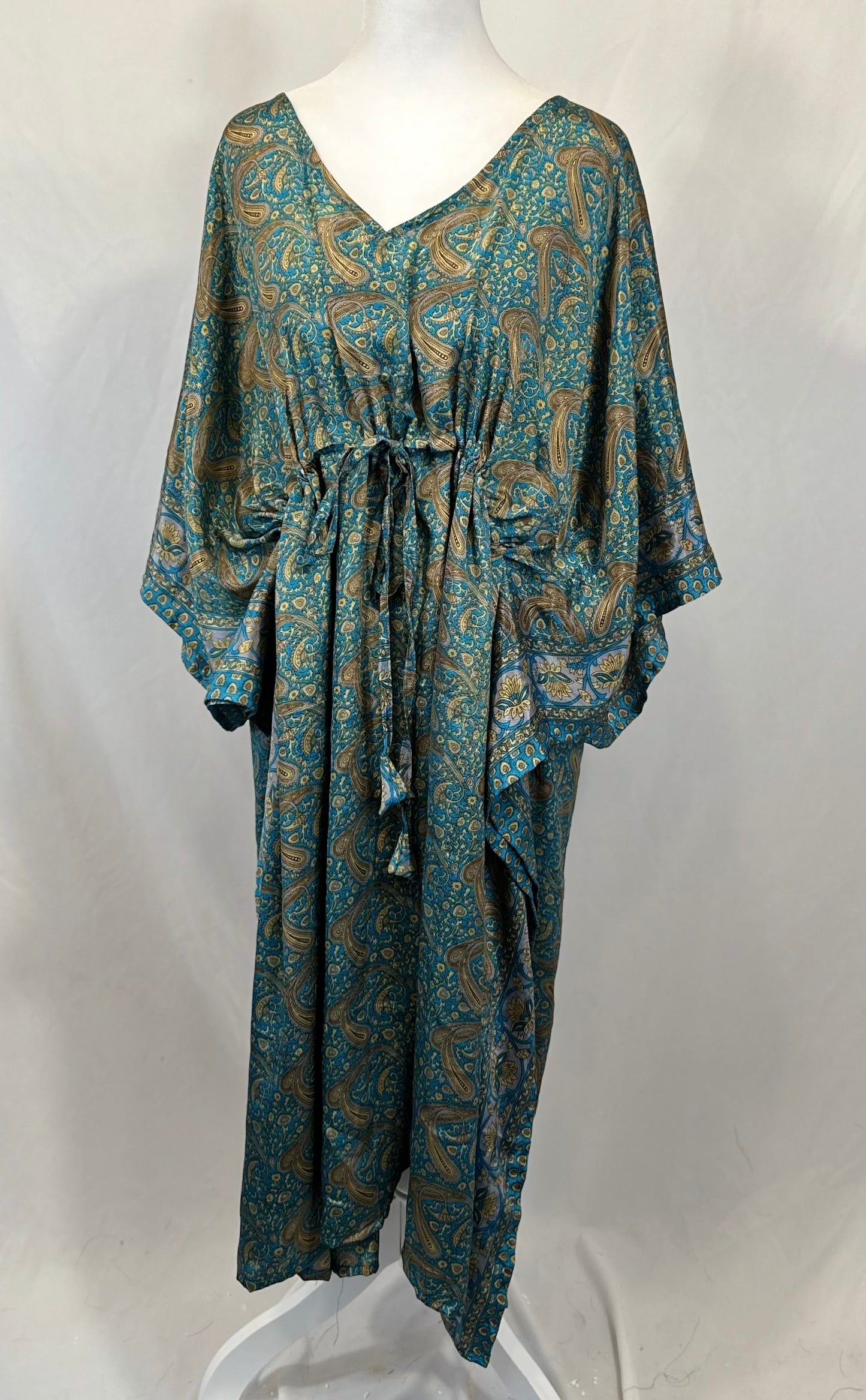 Plus Nahima Kaftan (Tea Length)