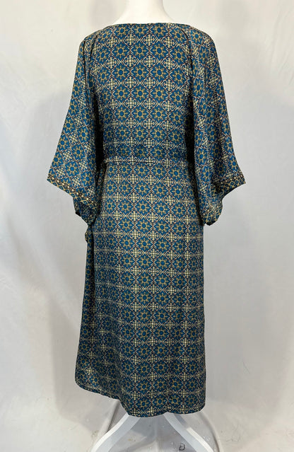Plus Nahima Kaftan (Tea Length)