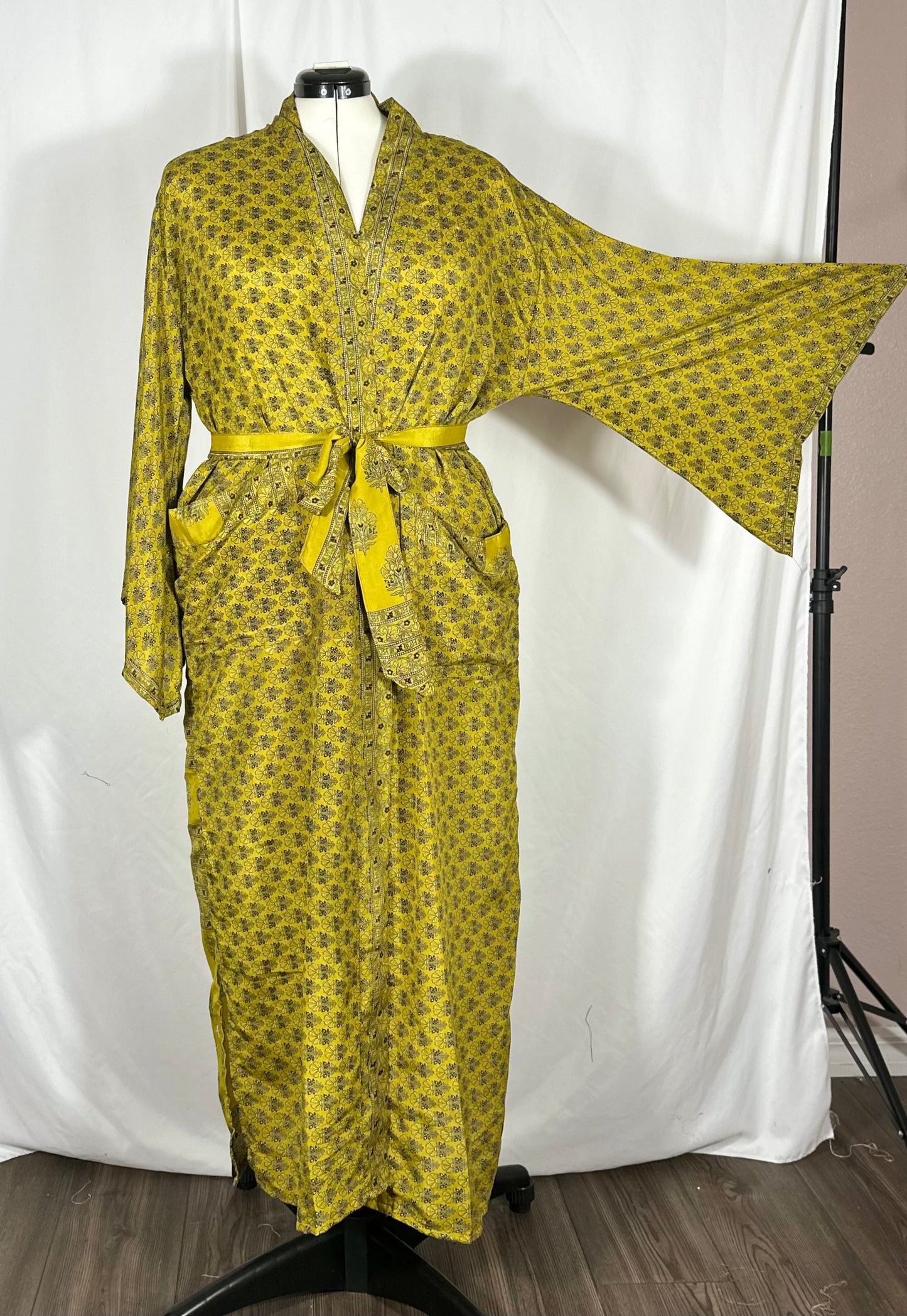 Bell Sleeved Lounge Wrap