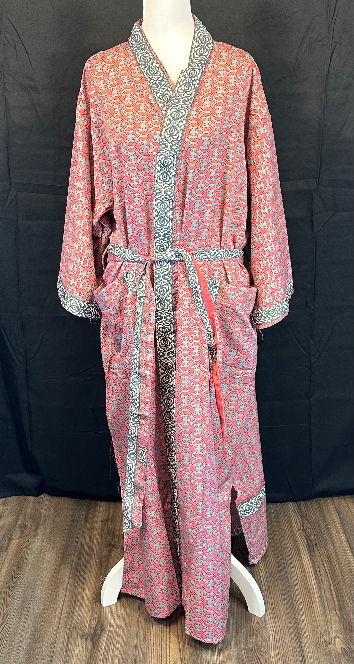 Taya Kimono