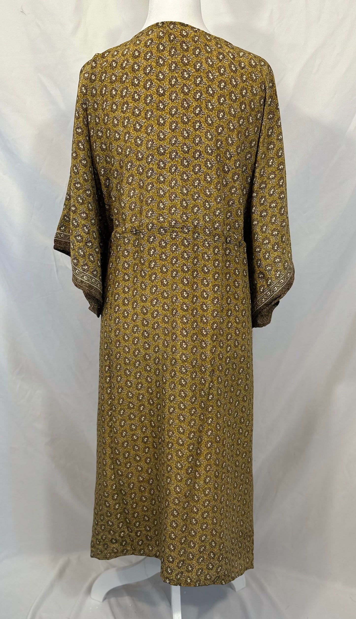 Plus Nahima Kaftan (Tea Length)