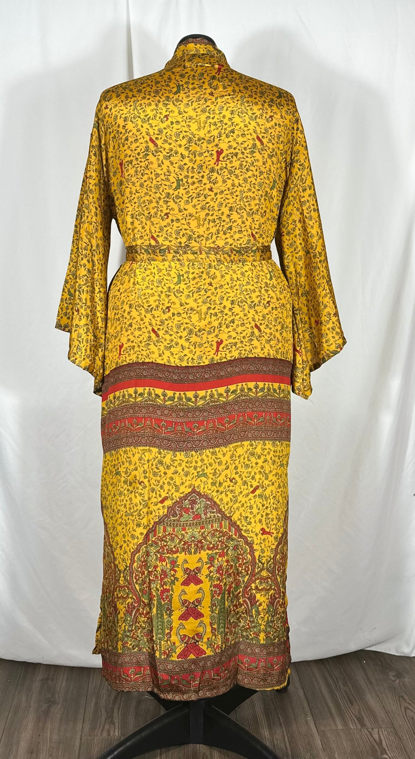 Bell Sleeved Lounge Wrap