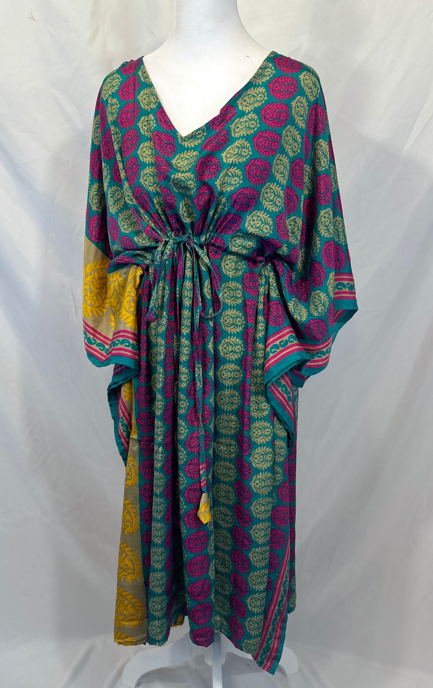 Plus Nahima Kaftan (Tea Length)