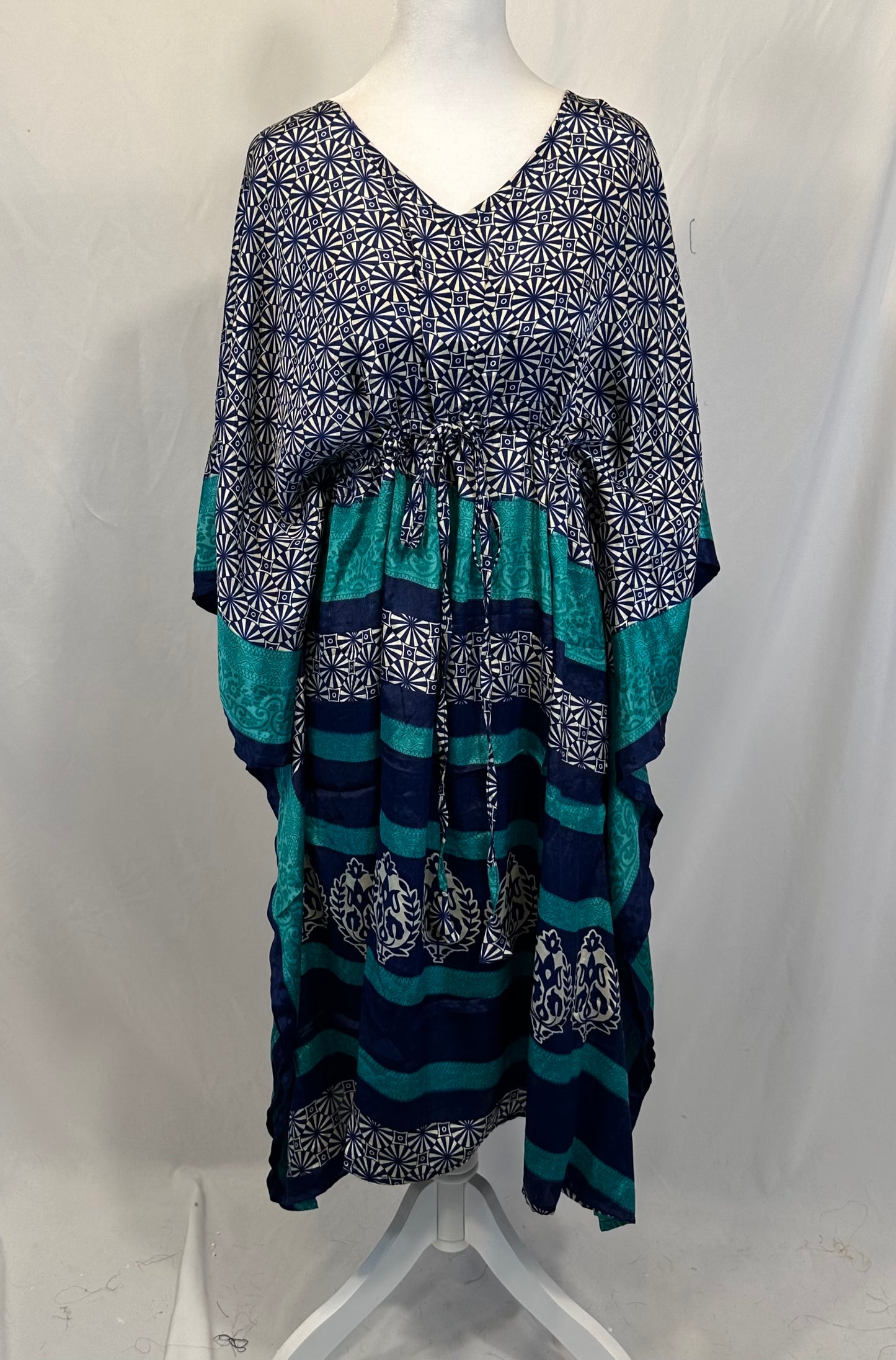 Slim Nahima Kaftan (Tea Length)