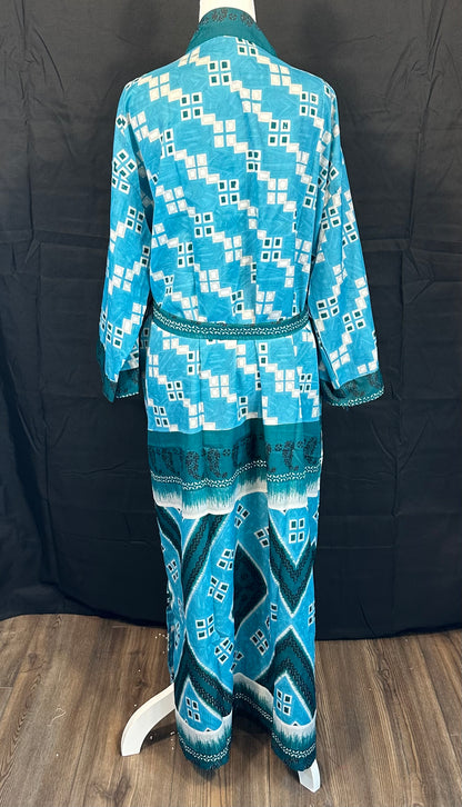 Taya Kimono