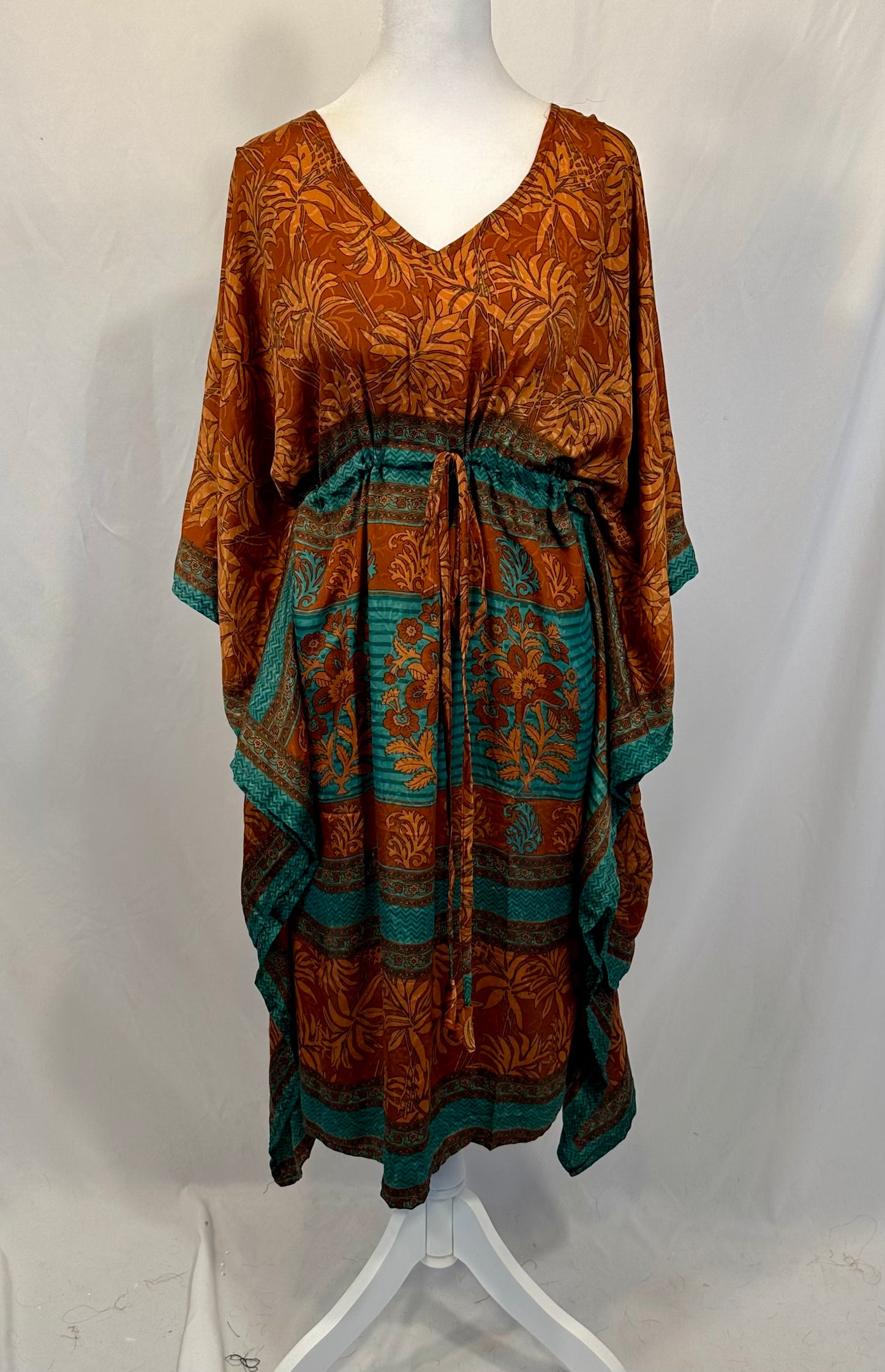 Slim Nahima Kaftan (Tea Length)