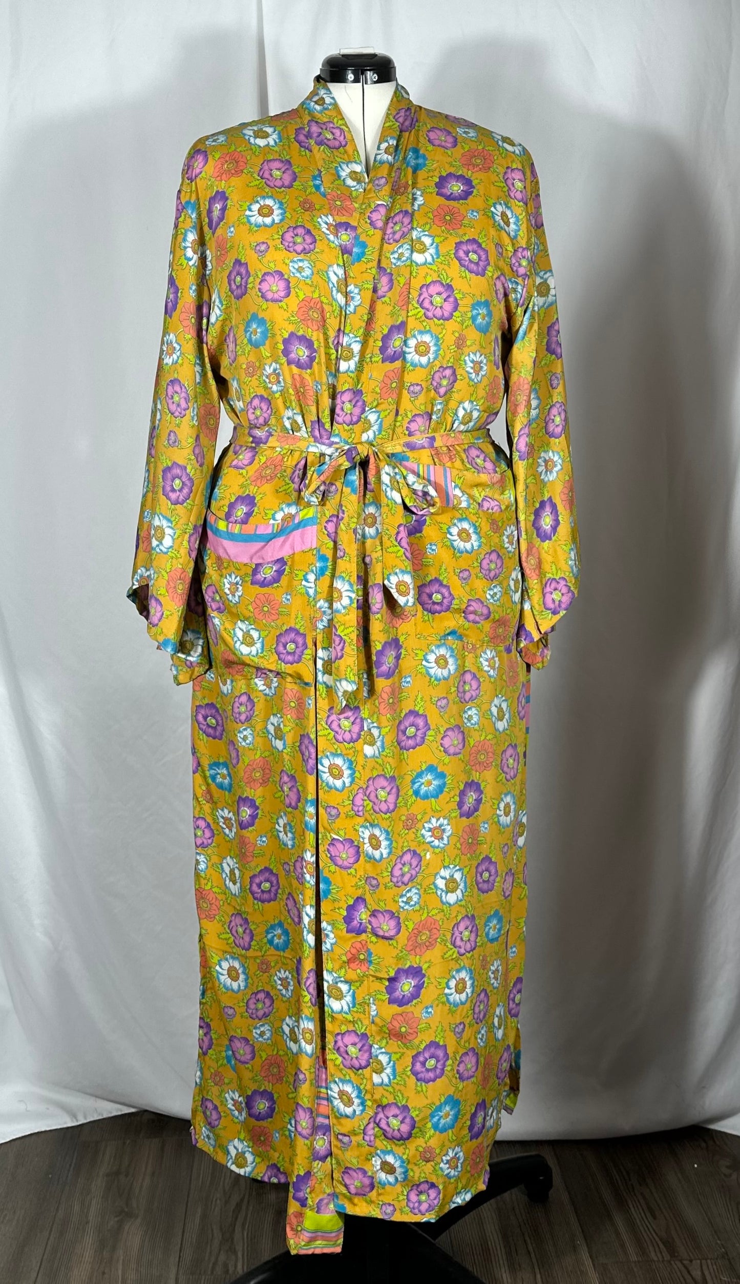 Bell Sleeved Lounge Wrap