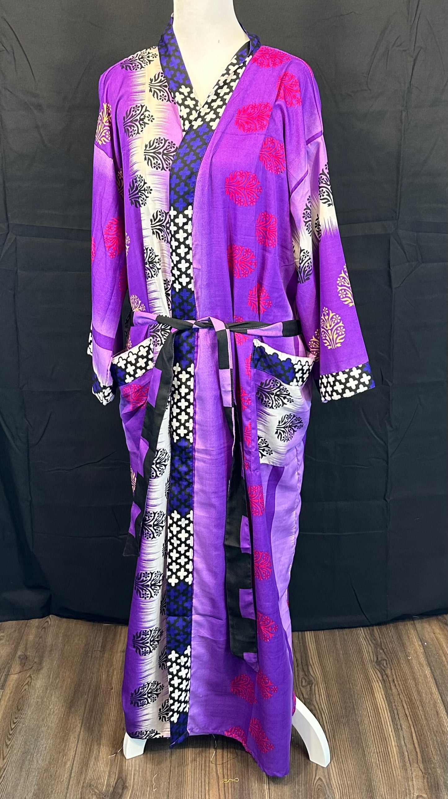 Taya Kimono