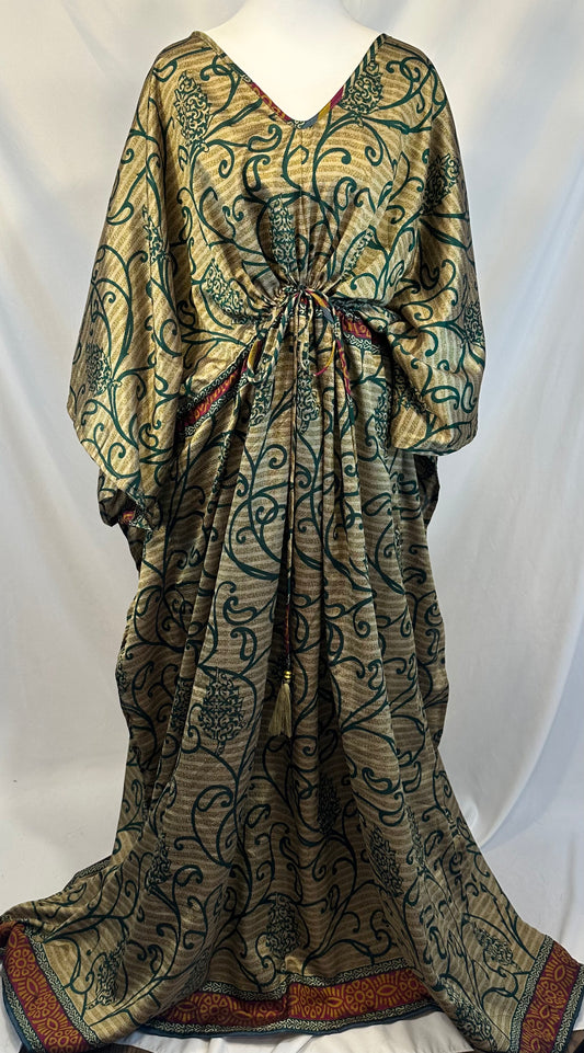 Goddess Size Nahima Kaftan