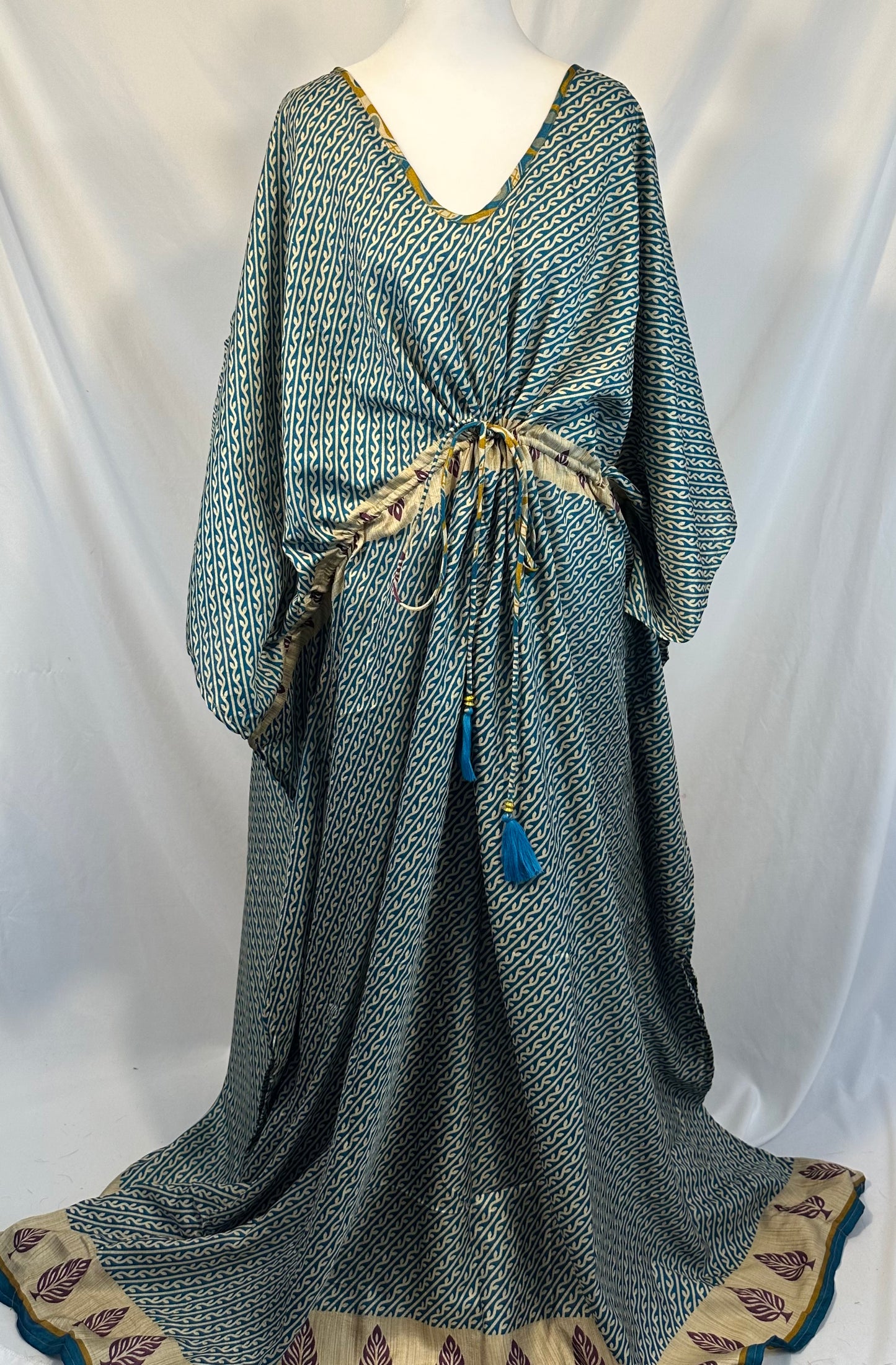 Goddess Size Nahima Kaftan